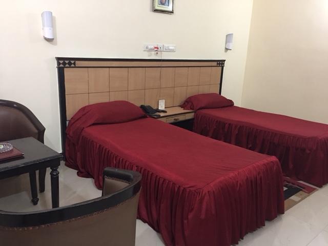 Hotel Sriyash Regency ภาคัลปูร์ ภายนอก รูปภาพ